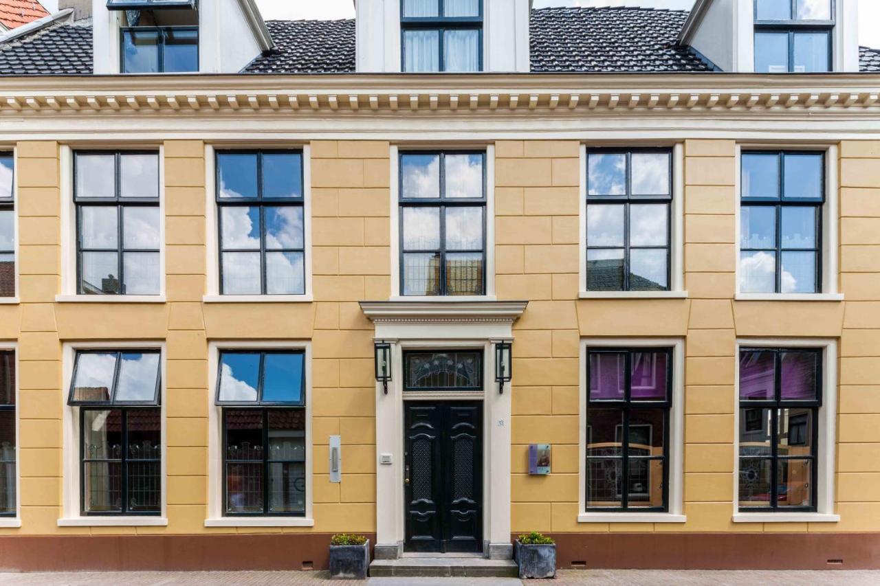 Bed and Breakfast De Olde Signorie à Leeuwarden Extérieur photo